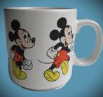Mickey Mouse in motion~Vintage Walt Disney Beker Mok, Verzamelen, Disney, Ophalen of Verzenden, Mickey Mouse, Gebruikt, Servies
