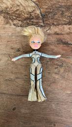 Bratz Play Sportz X-treme Skydiving Yasmin pop zonder voeten, Verzamelen, Poppen, Ophalen of Verzenden
