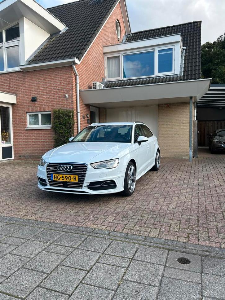 Audi A3 1.4 Tfsi 204pk E-tron S Tronic 2015 Wit, Auto's, Audi, Bedrijf, A3, ABS, Airconditioning, Bluetooth, Bochtverlichting