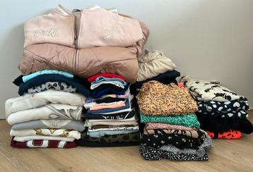 Kledingpakket meisjes 146-152 beschikbaar voor biedingen
