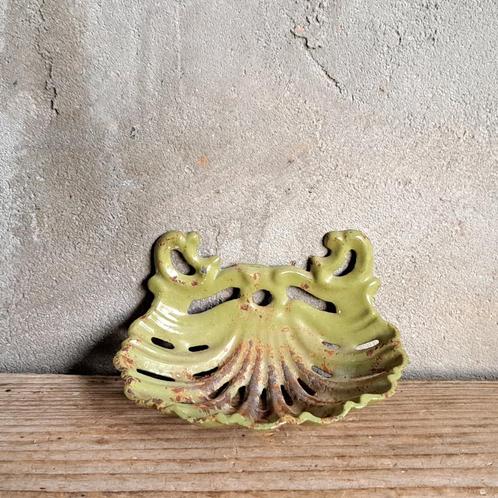 Brocante oud gietijzeren zeepbakje zeep bakje *Etage3*, Huis en Inrichting, Woonaccessoires | Overige, Gebruikt, Ophalen of Verzenden