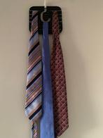 Drie stropdassen van zijde., Ophalen of Verzenden, Zo goed als nieuw, Overige kleuren, Met patroon