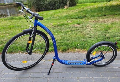 Als nieuw Kickbike sport G4 blauw stalen frame van 9,9 kilo, Fietsen en Brommers, Steps, Zo goed als nieuw, Kickbike, Ophalen