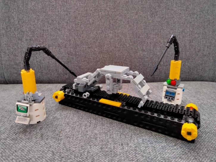 Lego set robot productielijn autofabriek, Kinderen en Baby's, Speelgoed | Duplo en Lego, Zo goed als nieuw, Lego, Complete set