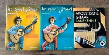 Gitaar leren spelen boek 1 en 2 en 1 boek om met CD meespele beschikbaar voor biedingen
