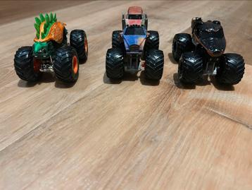 3x hotwheel / monsterjam monstertruck beschikbaar voor biedingen