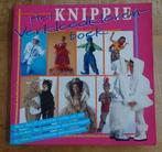 Het Knippie Verkleedklerenboek Carnaval Verkleedkleren boek, Verzenden, Zo goed als nieuw, Kind, Knippie