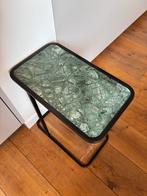 Vintage bijzettafel marmer blad | Zwart metalen frame laptop, Huis en Inrichting, Tafels | Bijzettafels, Overige materialen, Minder dan 55 cm