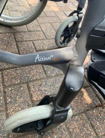  mooi lichte rolstoel invacare vouwt samen en wielen kunnen  beschikbaar voor biedingen