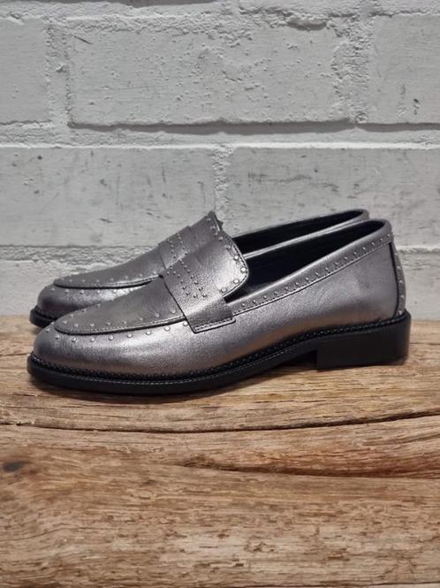 Ibana - Prachtige leren loafers maat 40 - Nieuw €199,95, Kleding | Dames, Schoenen, Nieuw, Espadrilles of Moccasins, Ophalen of Verzenden