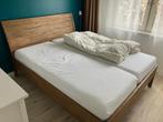 2 persoons bed, ledikant Village +lattenbodems + matrassen, 160 cm, Koloniale romantiek, Bruin, Zo goed als nieuw