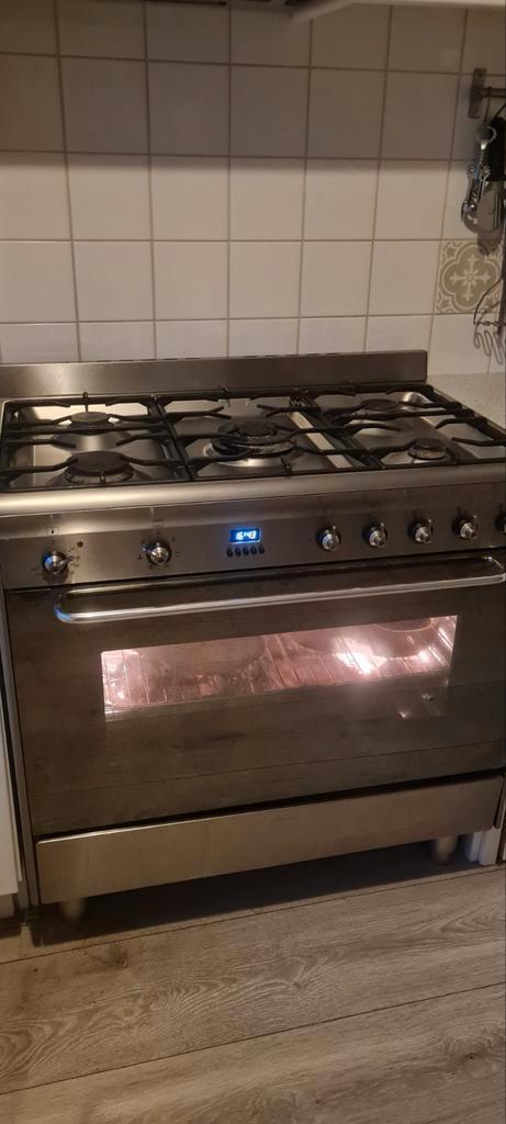 Smeg Fornuis 90cm - Gas & Elektrisch, Witgoed en Apparatuur, Ovens, Gebruikt, Vrijstaand, Oven, 60 cm of meer, 60 cm of meer, Hete lucht