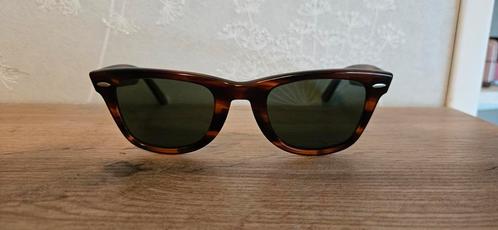 Mooie Bausch and lomb  Rayban Wayfarer vintage 70 jaren, Sieraden, Tassen en Uiterlijk, Zonnebrillen en Brillen | Heren, Zo goed als nieuw