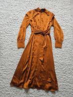 Guess by Marciano jurk - XS - Origineel, Kleding | Dames, Bruin, Ophalen of Verzenden, Zo goed als nieuw, Knielengte