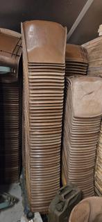 Gratis afhalen 250 bruine kuipstoel zittingen, Ophalen, Kunststof, Gebruikt, Bruin