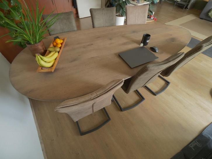 Eettafel massief eiken, Huis en Inrichting, Tafels | Eettafels, Zo goed als nieuw, 100 tot 150 cm, 200 cm of meer, Vijf personen of meer