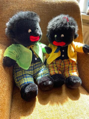 Twee 5 december knuffels beschikbaar voor biedingen