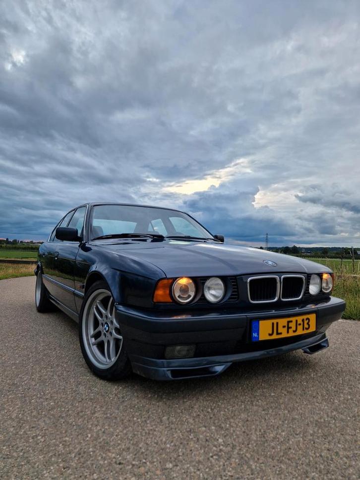 BMW 5-serie 525i E34 goed onderhouden en gerestaureerd, Auto's, BMW, Particulier, 5-Serie, ABS, Airbags, Elektrische ramen, Lederen bekleding