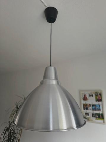 Metalen Hanglamp - Industrieel Design beschikbaar voor biedingen