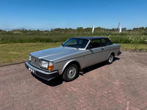 Volvo 262 C Bertone 1977 Grijs met vinyl top, Auto's, Oldtimers, Particulier, Coupé, Geïmporteerd, Zilver of Grijs, Ophalen