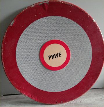 Verkeersbord -verboden in te rijden prive- beschikbaar voor biedingen