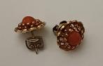 Prachtige gouden oorbellen bezet met bloedkoraal., Sieraden, Tassen en Uiterlijk, Antieke sieraden, Verzenden, Goud, Oorbellen