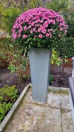 2x Grote, Hoge Metalen Beton-Look Plantenbakken   |, Tuin en Terras, Bloembakken en Plantenbakken, Rond, Ophalen of Verzenden