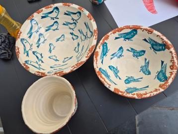 Keramieken schalenset van tuinvogels beschikbaar voor biedingen
