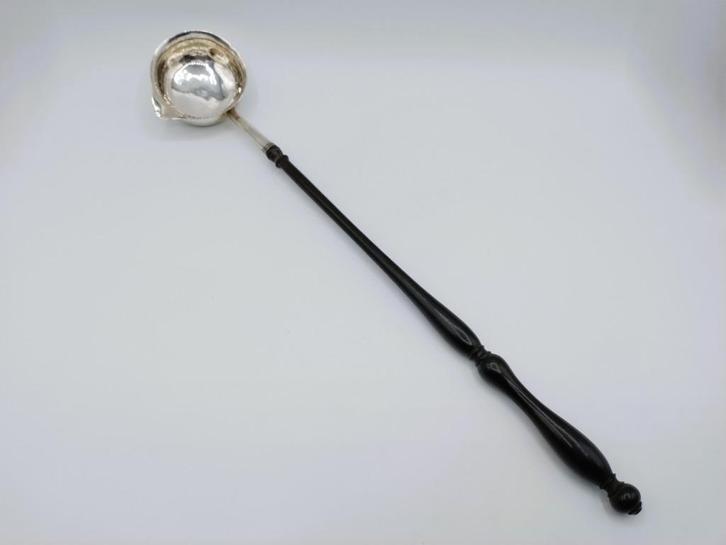 Zilveren punchlepel, houten steel, L Brouwer, Den Haag, 1782, Antiek en Kunst, Antiek | Goud en Zilver, Zilver, Verzenden