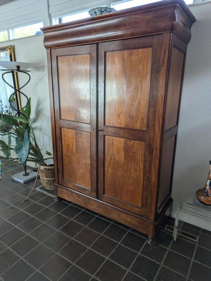 Antieke kast, Antiek en Kunst, Antiek | Meubels | Kasten, Ophalen