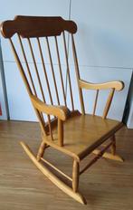 Vintage houten schommelstoel, Huis en Inrichting, Stoelen, Ophalen, Gebruikt, Bruin, Eén