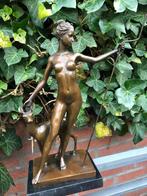 bronzen sculptuur Diana godin met ree hinde, Antiek en Kunst, Ophalen of Verzenden