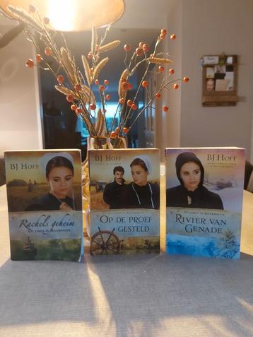 De Jaren in Rivierhaven Trilogie - BJ Hoff beschikbaar voor biedingen