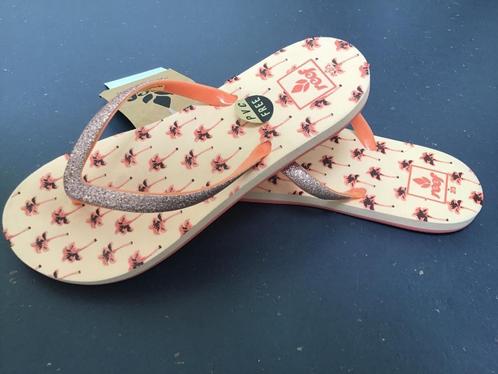 Reef slippers maat 33/34 - nieuw, Kinderen en Baby's, Kinderkleding | Schoenen en Sokken, Nieuw, Schoenen, Meisje, Ophalen