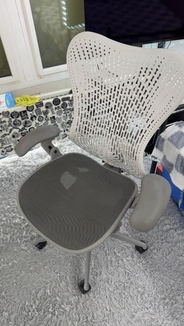 Herman Miller Sayl Chair beschikbaar voor biedingen