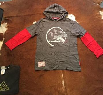 NAF NAF longsleeve capuchon skateboard grijs rood katoen beschikbaar voor biedingen