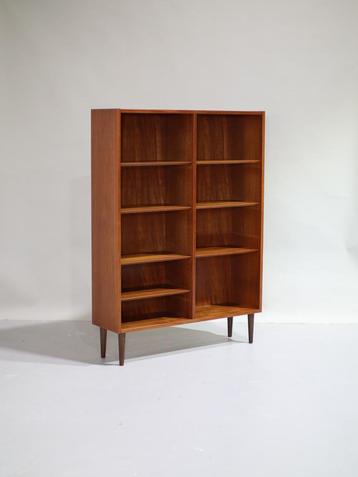 Boekenkast Hundevad teakhout Deens vintage beschikbaar voor biedingen