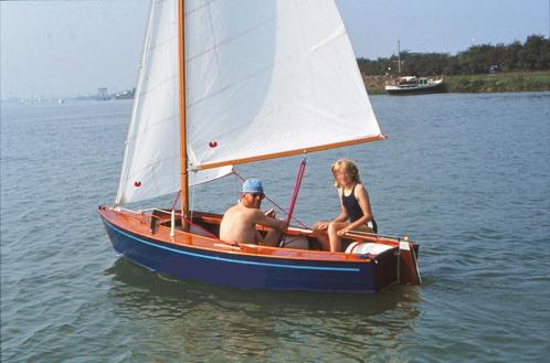 Flits zeilboot met wegtrailer en lier, Watersport en Boten, Open zeilboten, Gebruikt, Overige typen, 3 tot 6 meter, Hout, Geen motor