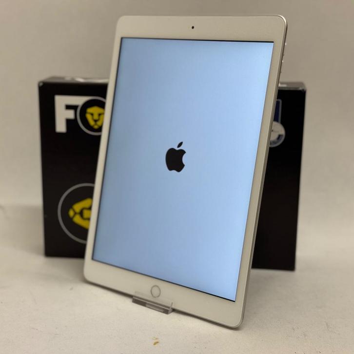 Apple iPad 2019 32GB Wifi Zilver, Computers en Software, Apple iPads, Zo goed als nieuw