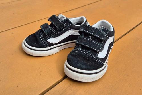 Zwarte Vans sneakers – maat 21 – Zo goed als nieuw!, Kinderen en Baby's, Babykleding | Schoentjes en Sokjes, Zo goed als nieuw