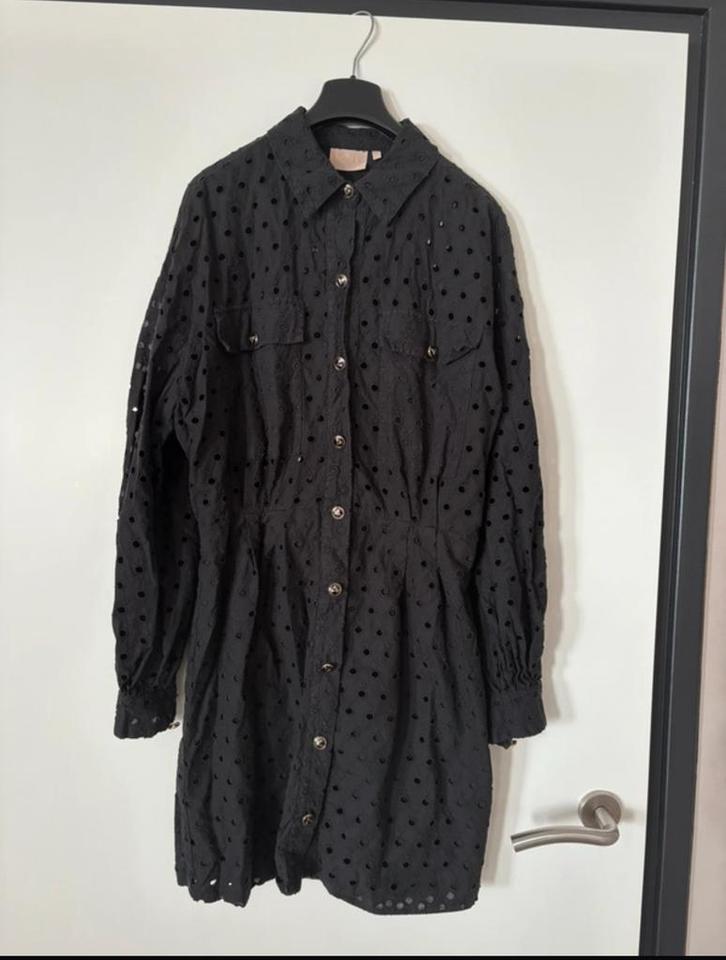 Zwarte Josh V MIAH jurk maat 38, Kleding | Dames, Jurken, Gedragen, Maat 38/40 (M), Zwart, Boven de knie, Ophalen of Verzenden