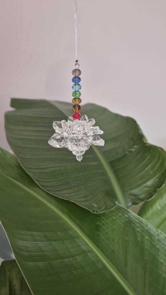 Feng Shui kristallen lotus met chakra ketting, Verzamelen, Overige Verzamelen, Nieuw, Verzenden