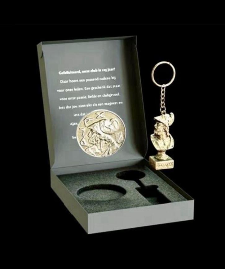 Ajax giftset 125-jarig jubileum, Verzamelen, Sportartikelen en Voetbal, Nieuw, Ajax, Ophalen of Verzenden
