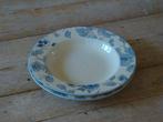 2x Diep Bord, blauwe bloem, merk SIA, zo goed als nieuw, Ophalen of Verzenden, Zo goed als nieuw, Bord(en), Overige stijlen