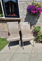 eetkamer stoelen, Huis en Inrichting, Stoelen, Ophalen, Gebruikt, Twee, Bruin