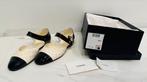 Chanel black and white Mary Janes calfskin leather flats, Ophalen, Pumps, Overige kleuren, Zo goed als nieuw
