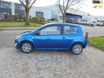 Renault Twingo 1.2 Dynamique Nieuwe APK, Auto's, Voorwielaandrijving, Gebruikt, Zwart, 4 cilinders