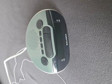TE koop wekker radio  beschikbaar voor biedingen