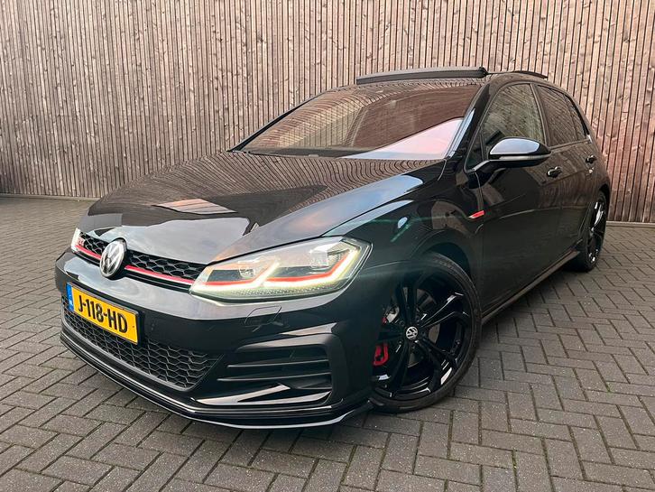 Volkswagen Golf 2.0 TSI GTI TCR AKRAPOVIC PANO MEMORY DYNAUD, Auto's, Volkswagen, Bedrijf, Golf, ABS, Achteruitrijcamera, Adaptieve lichten