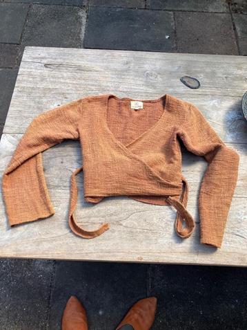 Top hippie  beschikbaar voor biedingen